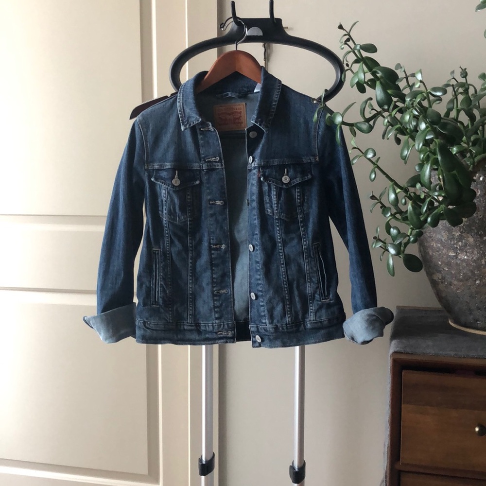Levi’s denim jacket